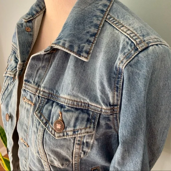 ❗️Sold❗️[ Lucky Brand ] Tomboy Trucker Denim Jacket • Size XS • 100% Cotton - Picture 2 of 11